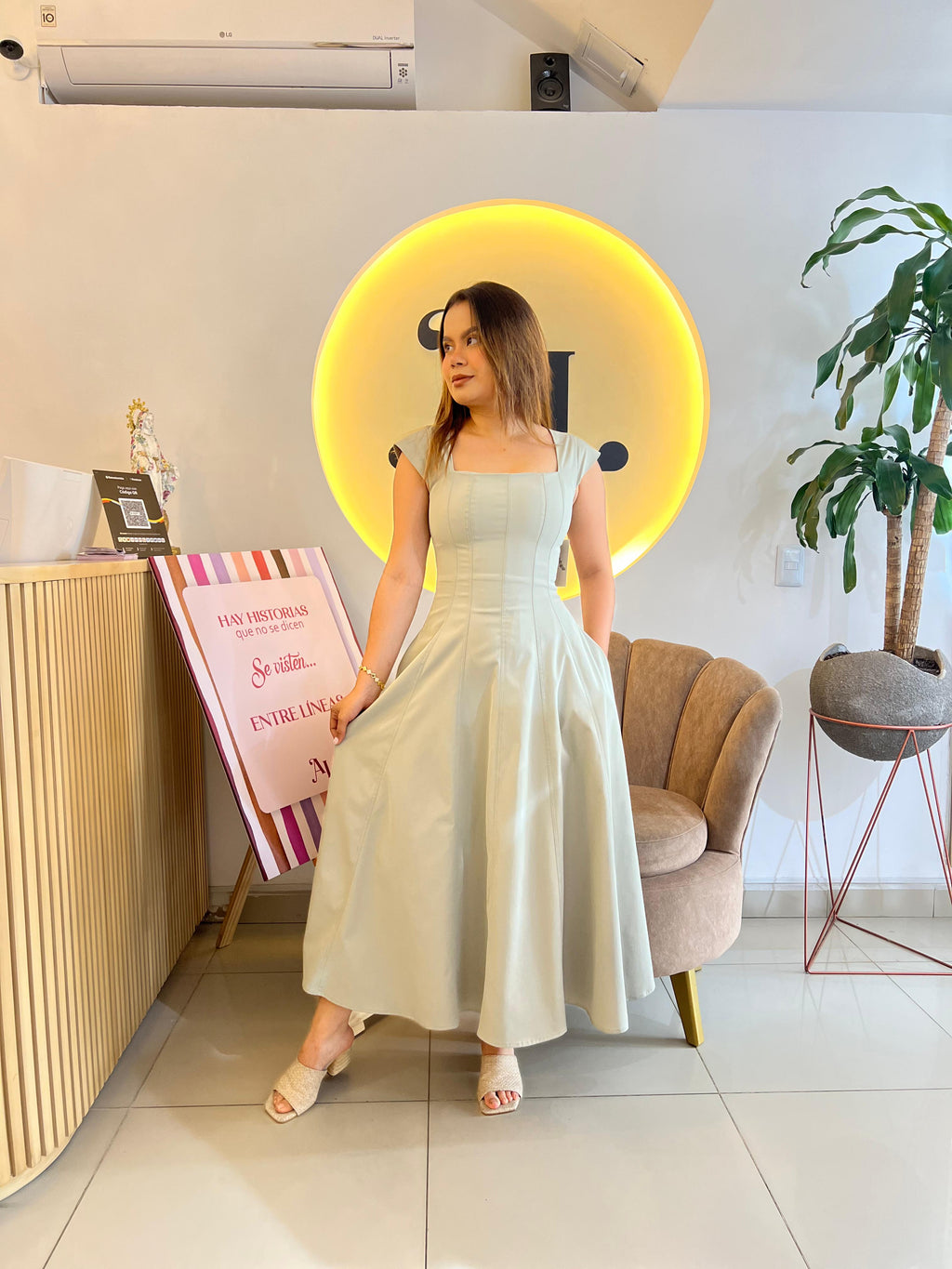 VESTIDO JOSEFINA CON MANGA