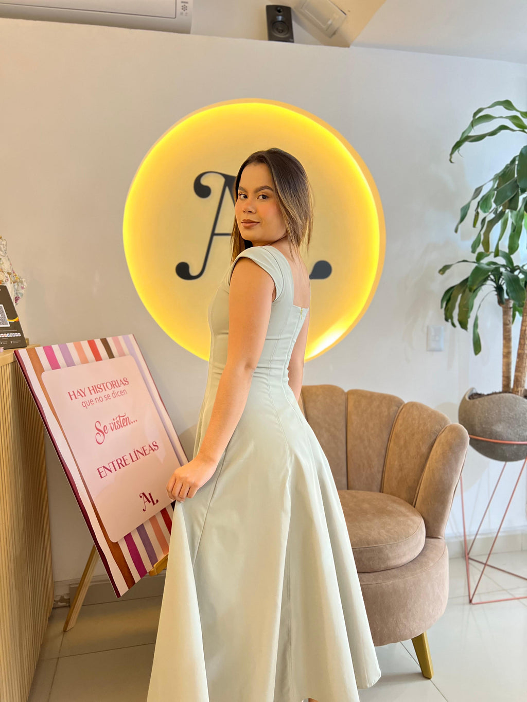 VESTIDO JOSEFINA CON MANGA