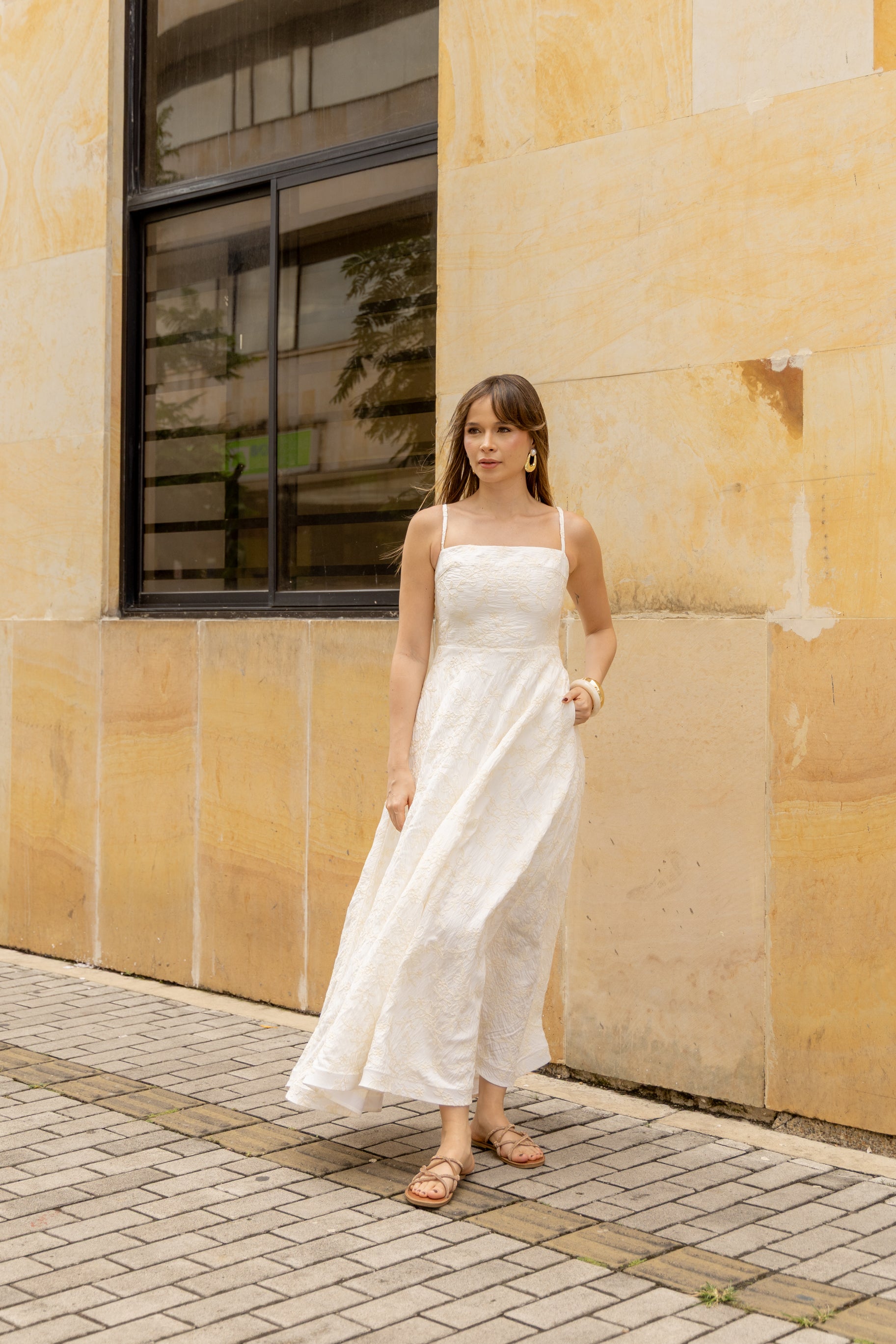 VESTIDO SERAFINA LINO BORDADO