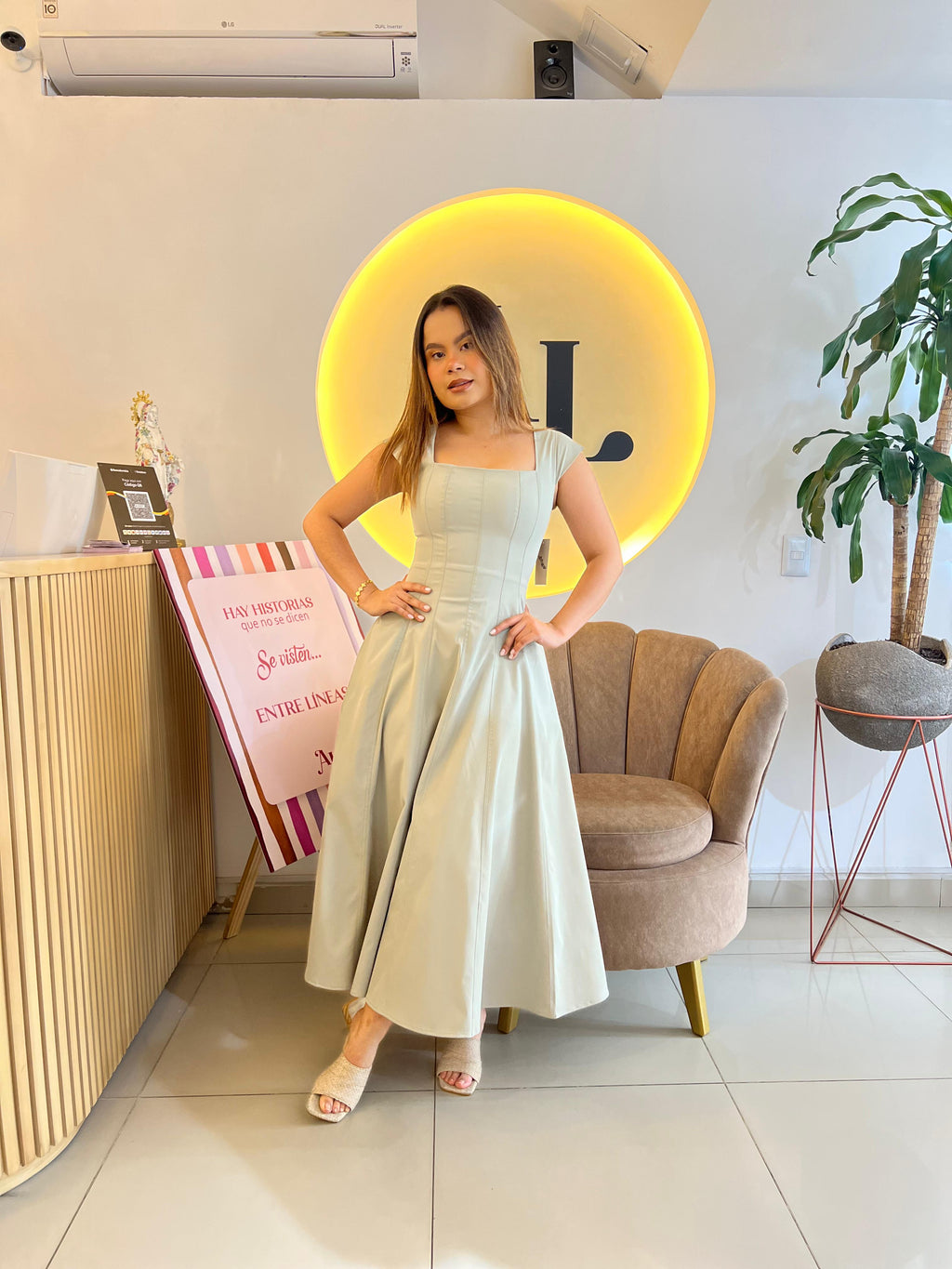 VESTIDO JOSEFINA CON MANGA
