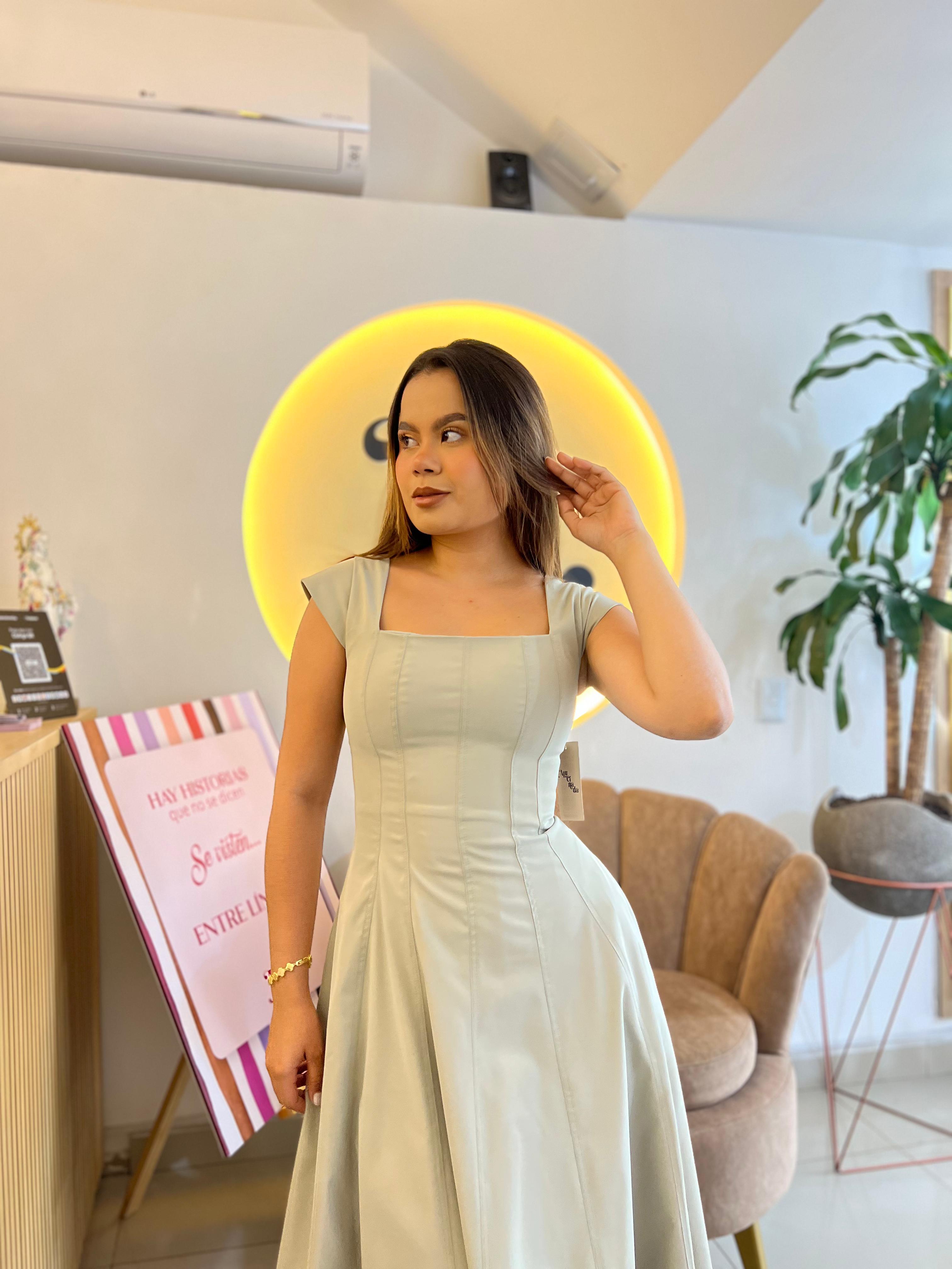 VESTIDO JOSEFINA CON MANGA