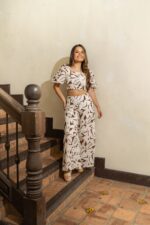 SET FABIANA LINO ESTAMPADO CAFE - Imagen 4
