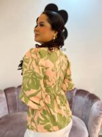 BLUSA CATALEYA ESTAMPADO VERDE - Imagen 2